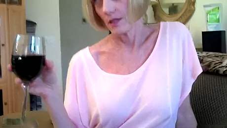 Delicious tomato blowjob xxx Wicked Sexy Melanie